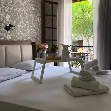 ゲストハウス Armonia スキアトスタウン