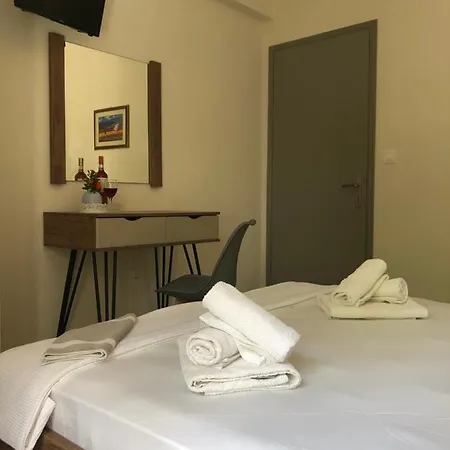 Armonia Skiathos-Stadt